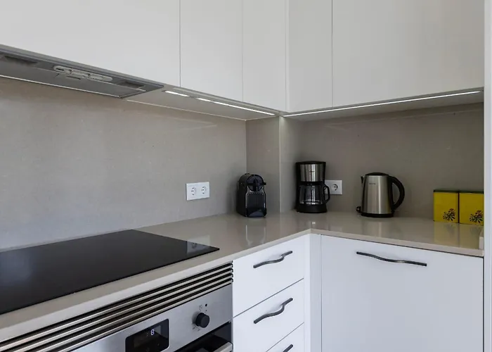 3bdr In Graca By Lovelystay 아파트 *