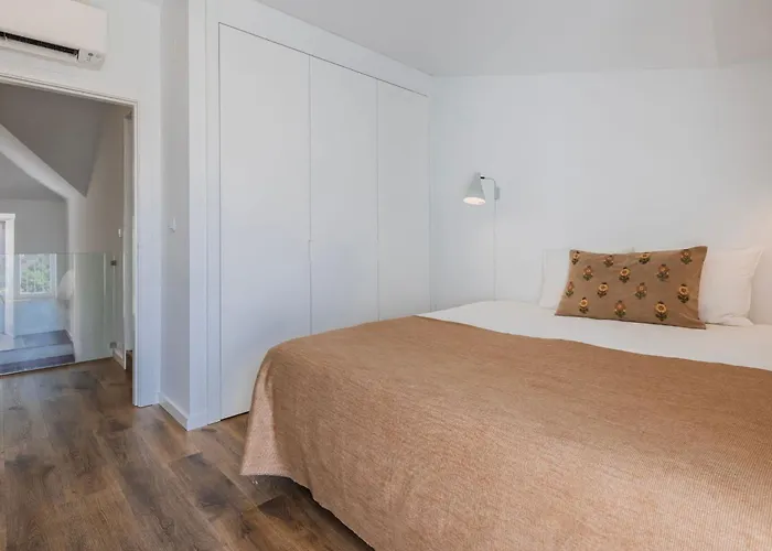 아파트 3bdr In Graca By Lovelystay