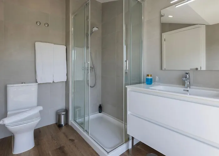 아파트 3bdr In Graca By Lovelystay 리스본