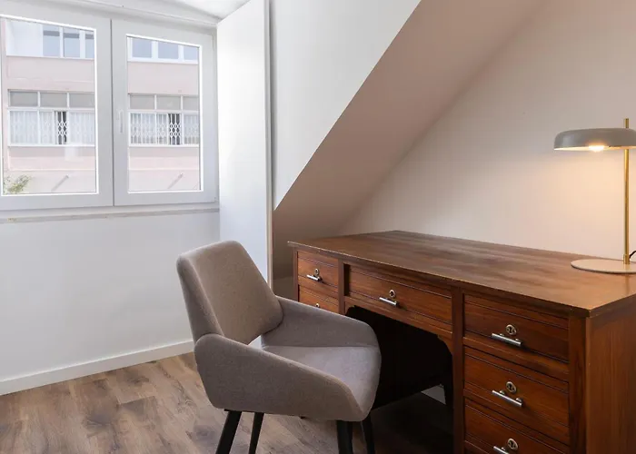 3bdr In Graca By Lovelystay