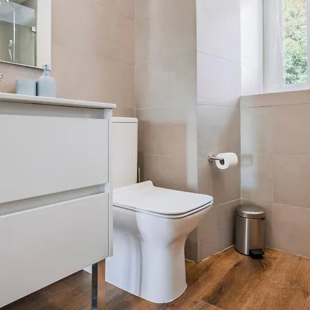 3bdr In Graca By Lovelystay Apartman Lisboa