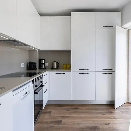 3bdr In Graca By Lovelystay