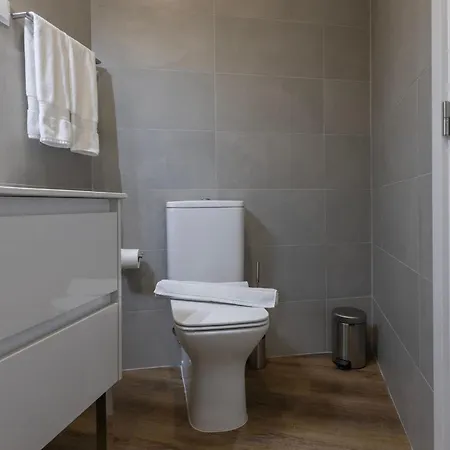 3bdr In Graca By Lovelystay